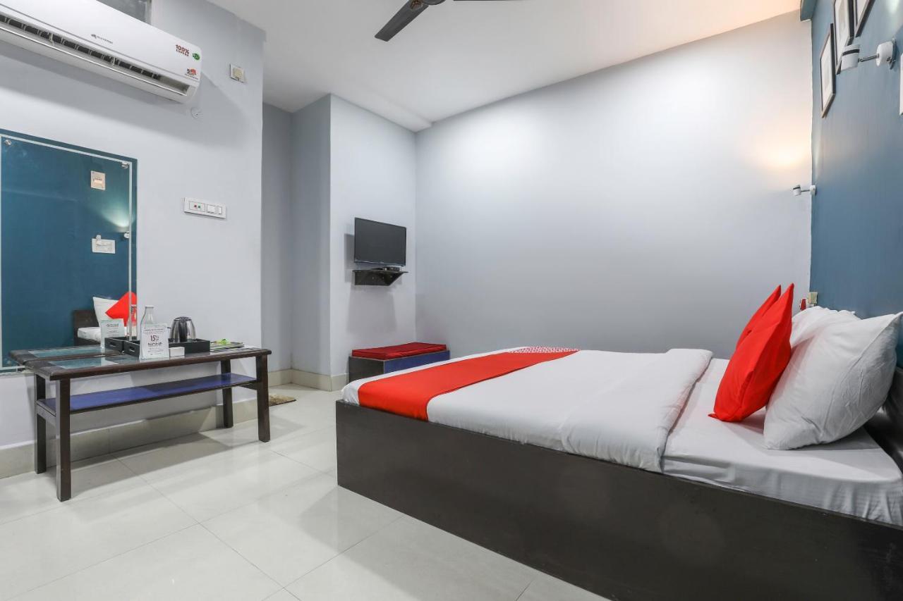 Oyo Rianna Inn กูวาฮาติ ภายนอก รูปภาพ